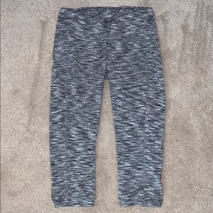 Danskin capri leggings